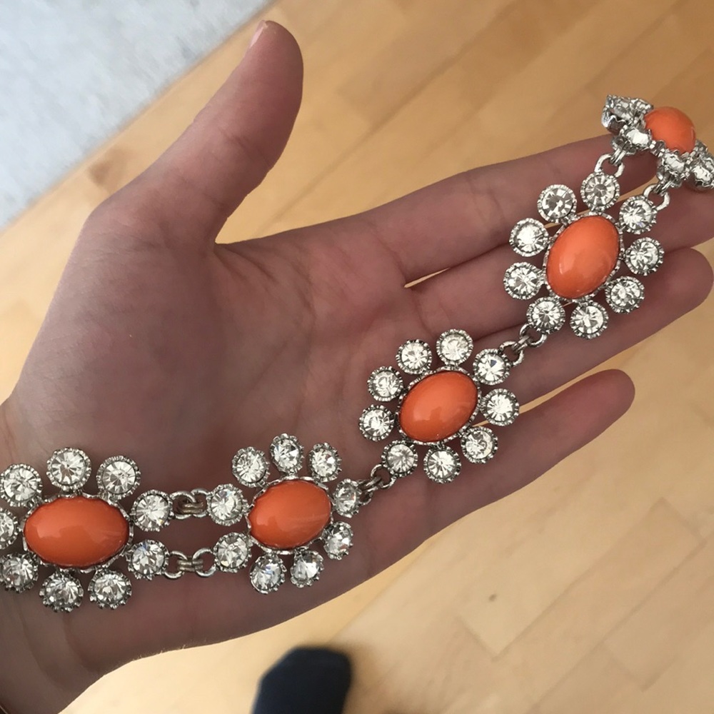 Gorgeous silver plated Badgley Mischka necklace